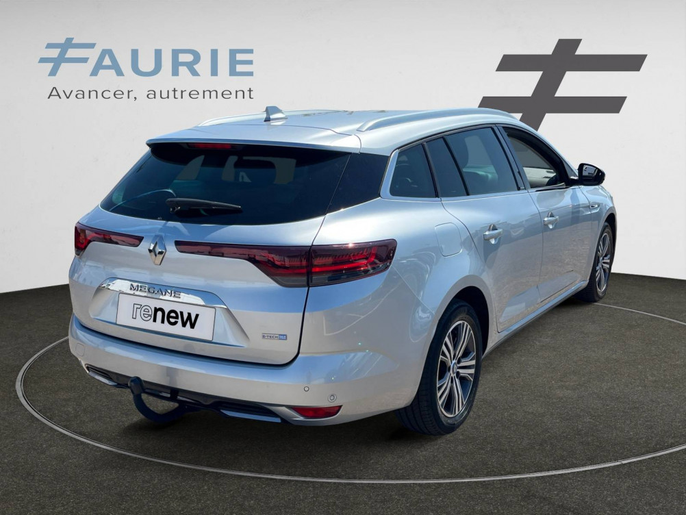 Acheter Renault Megane 4 Mégane IV Estate E-TECH Plug-In Hybride 160 Intens 5p occasion dans les concessions du Groupe Faurie
