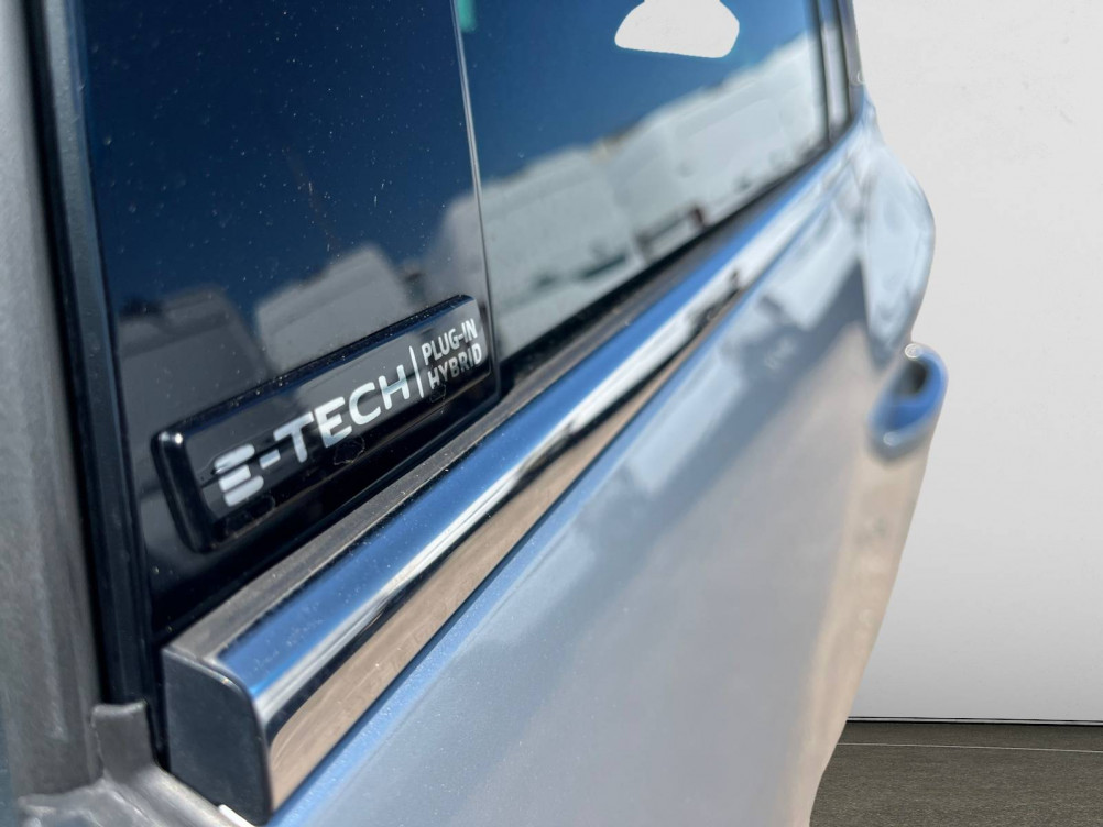 Acheter Renault Megane 4 Mégane IV Estate E-TECH Plug-In Hybride 160 Intens 5p occasion dans les concessions du Groupe Faurie
