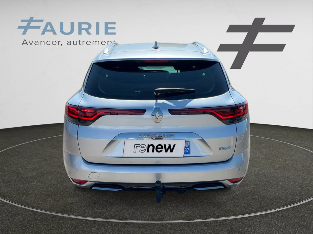 Acheter Renault Megane 4 Mégane IV Estate E-TECH Plug-In Hybride 160 Intens 5p occasion dans les concessions du Groupe Faurie