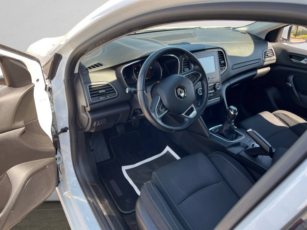 Acheter Renault Megane 4 Mégane IV Berline Blue dCi 115 Business 5p occasion dans les concessions du Groupe Faurie