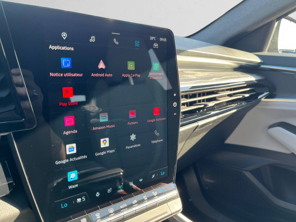 Acheter Renault Espace 6 Espace E-Tech hybrid 200 Iconic 5p occasion dans les concessions du Groupe Faurie