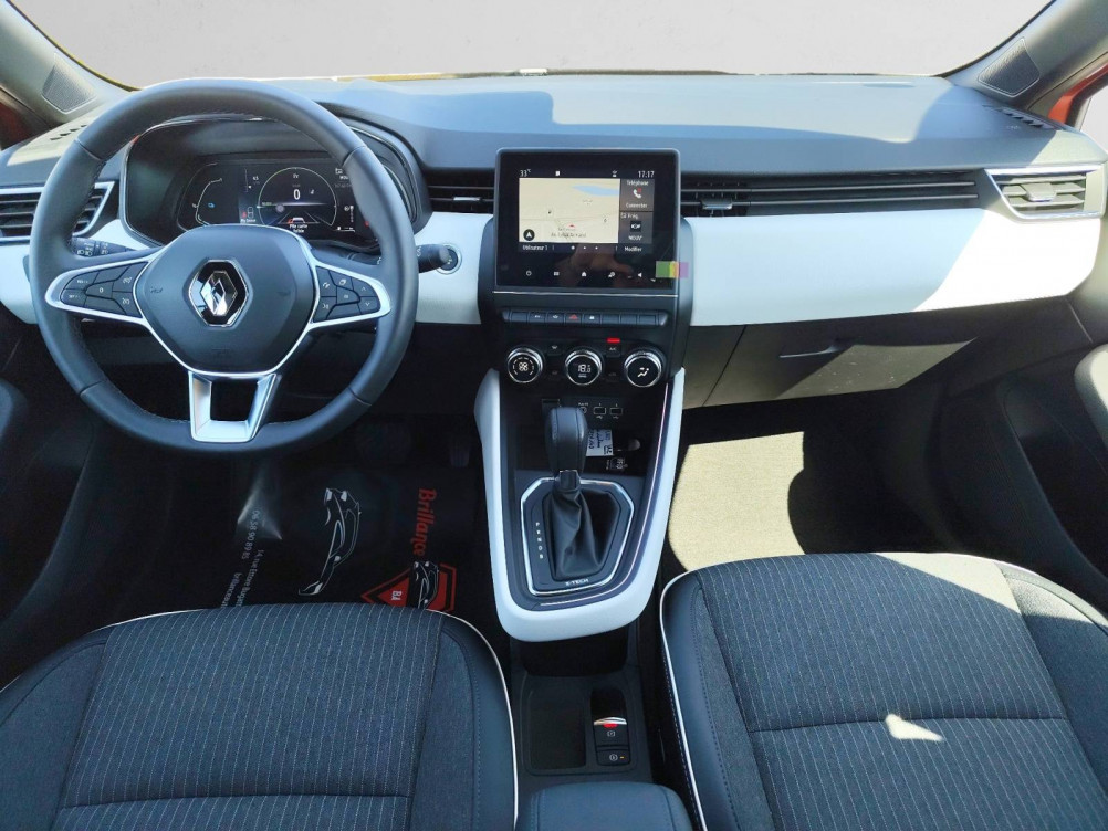 Acheter Renault Clio 5 Clio E-Tech 140 - 21N Intens  5p occasion dans les concessions du Groupe Faurie