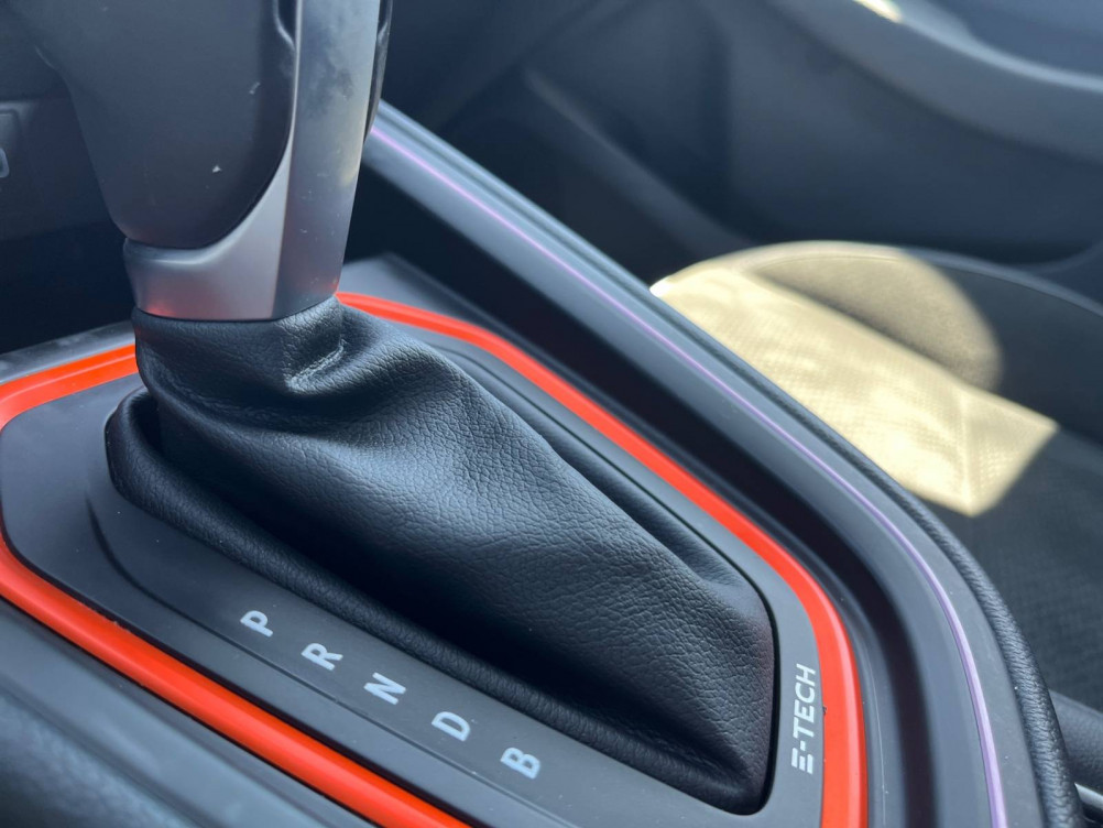 Acheter Renault Clio 5 Clio E-Tech 140 Intens 5p occasion dans les concessions du Groupe Faurie