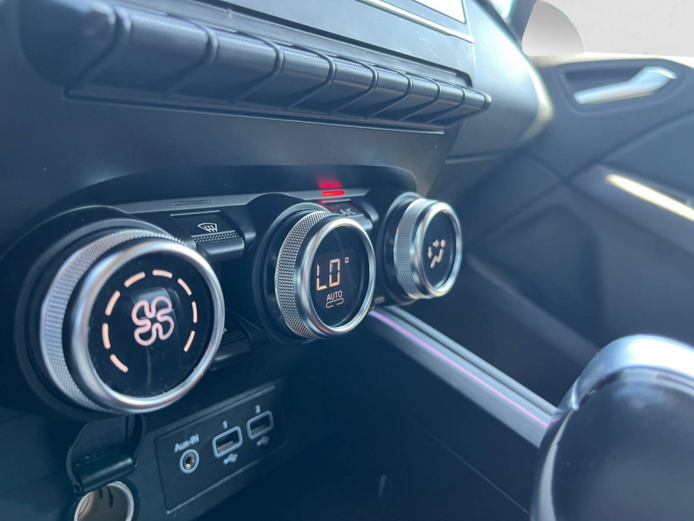Acheter Renault Clio 5 Clio E-Tech 140 Intens 5p occasion dans les concessions du Groupe Faurie