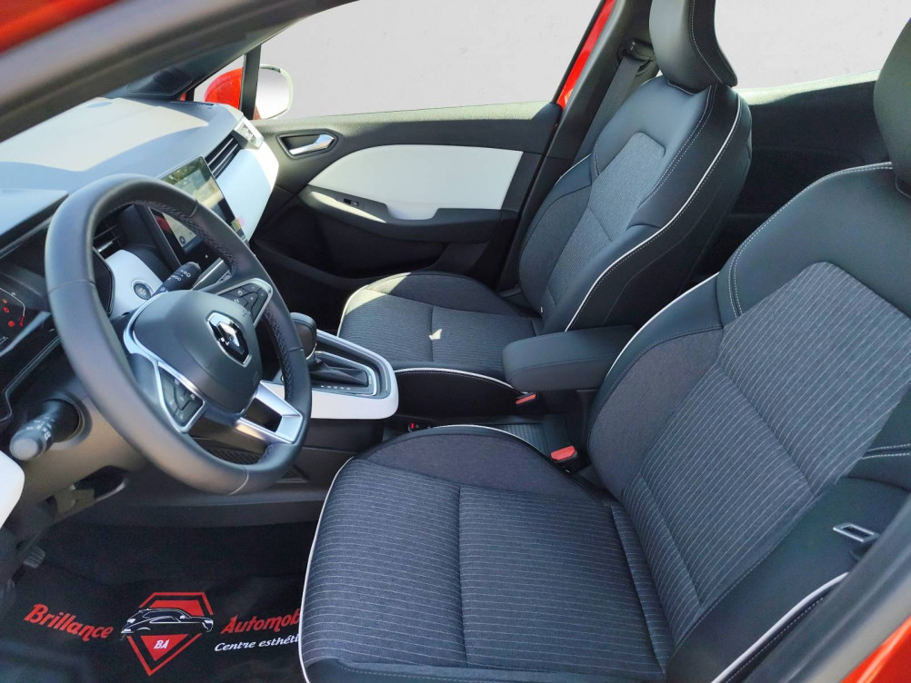 Acheter Renault Clio 5 Clio E-Tech 140 - 21N Intens  5p occasion dans les concessions du Groupe Faurie