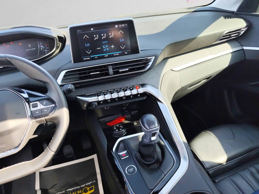 Acheter Peugeot 3008 3008 1.2 Puretech 130ch S&S BVM6 Crossway 5p occasion dans les concessions du Groupe Faurie
