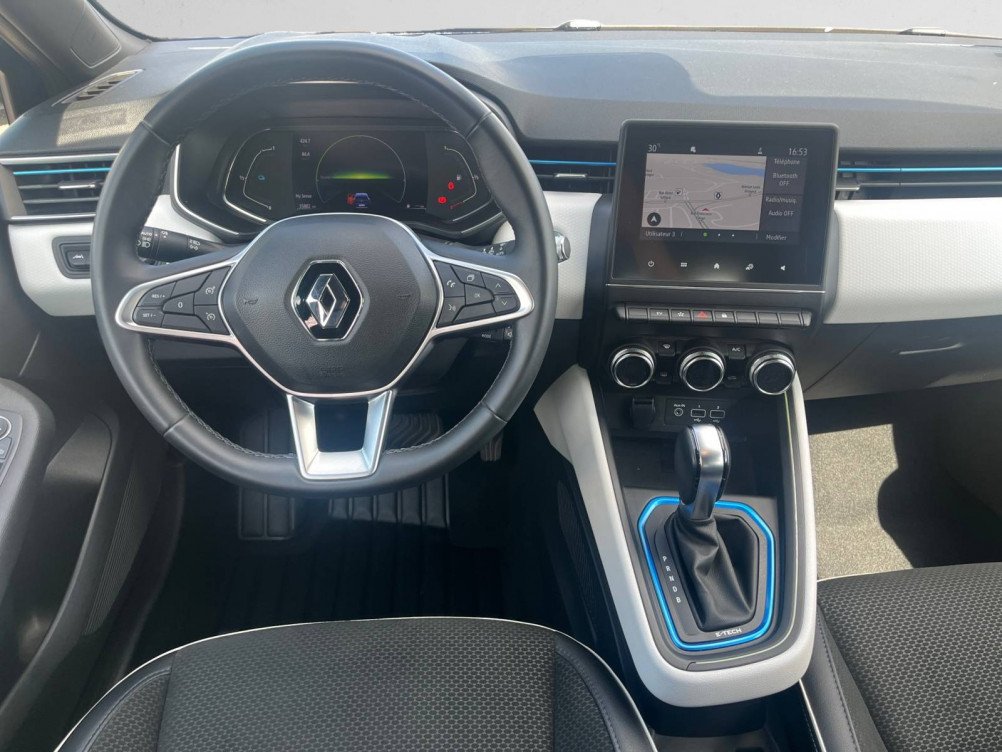 Acheter Renault Clio 5 Clio E-Tech 140 Intens 5p occasion dans les concessions du Groupe Faurie
