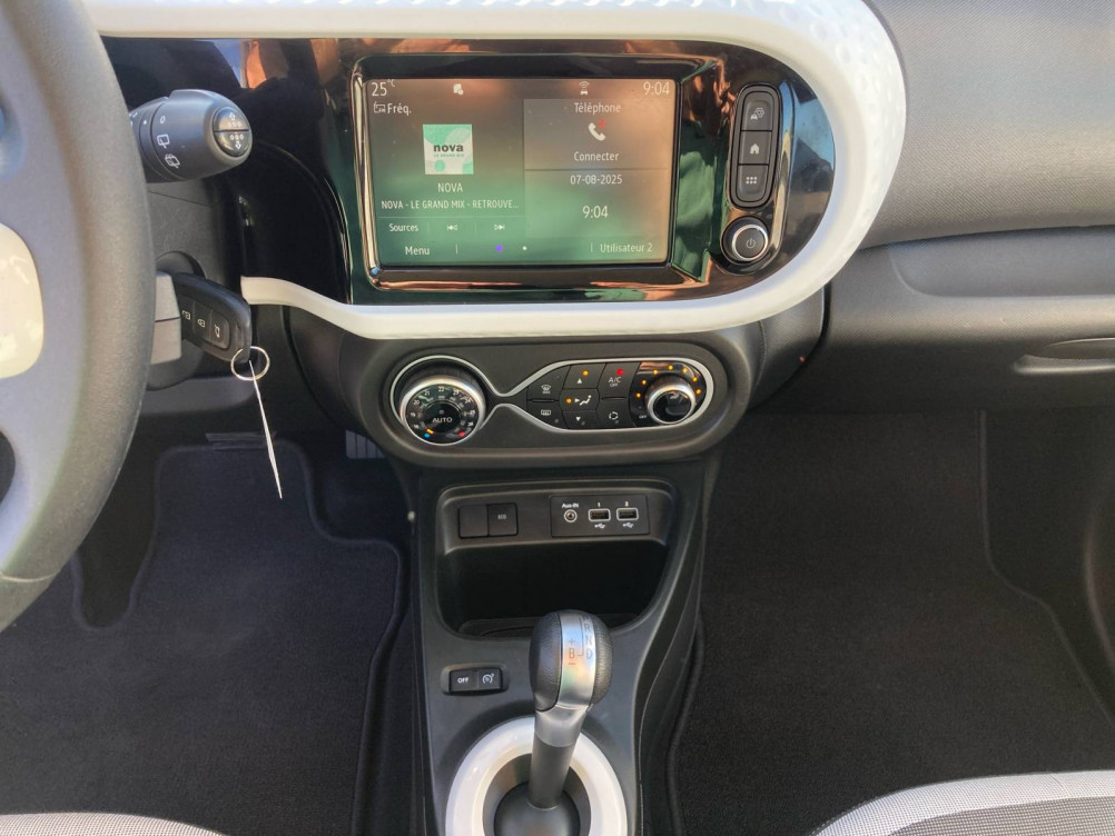Acheter Renault Twingo Electrique Twingo III E-Tech Equilibre 5p occasion dans les concessions du Groupe Faurie
