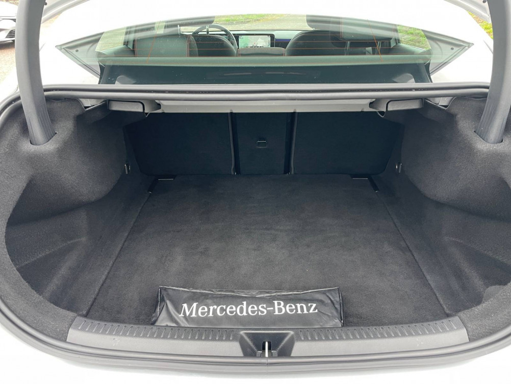 Acheter Mercedes Classe A Classe A 180 d 7G-DCT AMG Line 4p occasion dans les concessions du Groupe Faurie