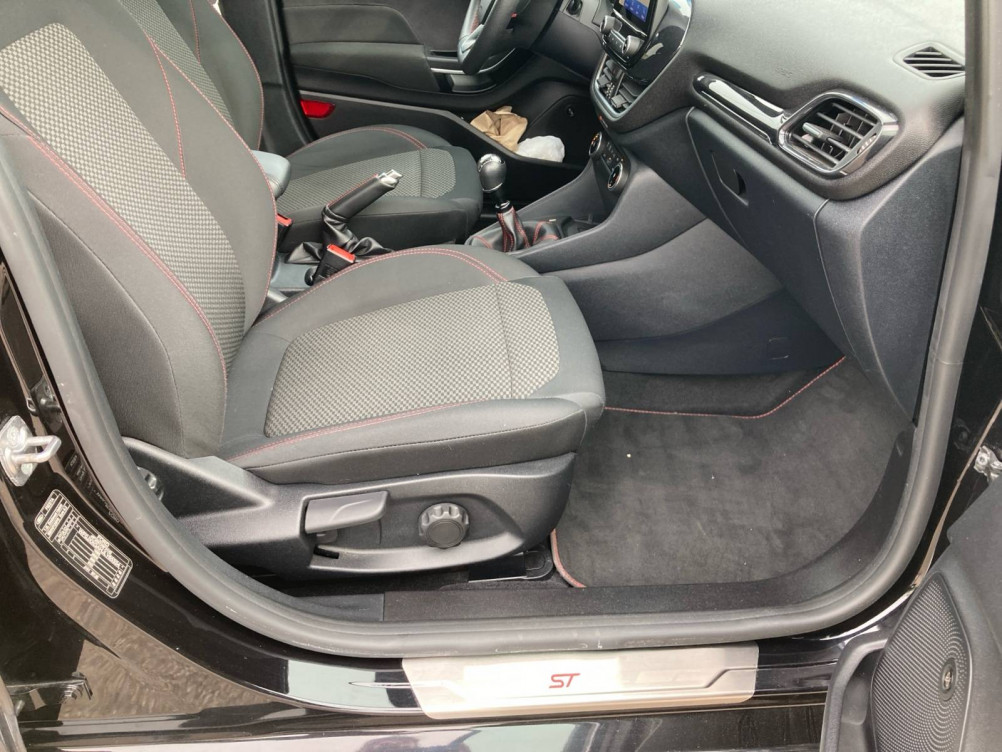 Acheter Ford Fiesta Fiesta 1.0 EcoBoost 125 ch S&S mHEV BVM6 ST-Line X 5p occasion dans les concessions du Groupe Faurie
