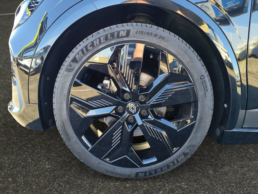 Acheter Renault Megane E-Tech Megane E-Tech EV60 220 ch super charge Techno 5p occasion dans les concessions du Groupe Faurie