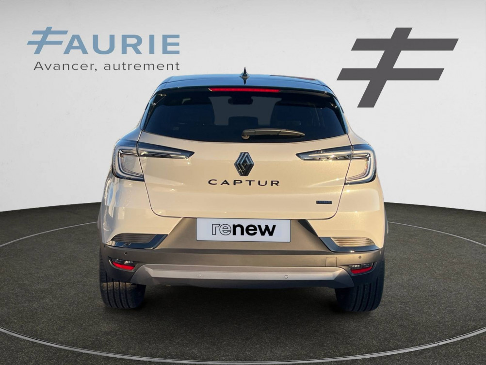 Acheter Renault Captur 2 Captur E-Tech full hybrid 145 ch esprit Alpine 5p occasion dans les concessions du Groupe Faurie