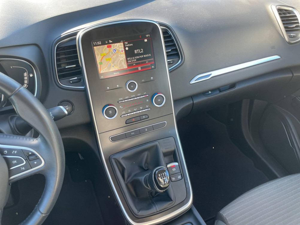 Acheter Renault Grand Scenic 4 Grand Scénic dCi 130 Energy Business 7 pl 5p occasion dans les concessions du Groupe Faurie