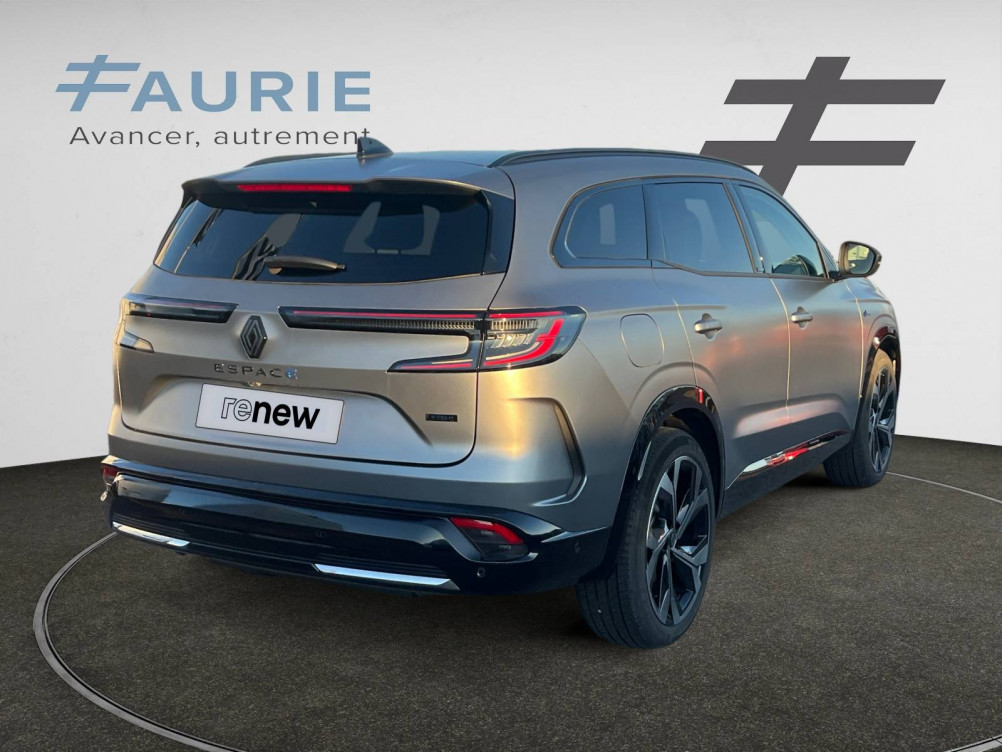 Acheter Renault Espace 6 Espace E-Tech full hybrid 200 GSR2 esprit Alpine 5p occasion dans les concessions du Groupe Faurie