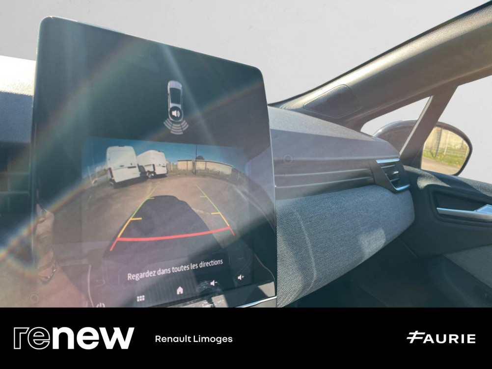 Acheter Renault Clio 5 Clio E-Tech full hybrid 145 ch GSR2 Techno 5p occasion dans les concessions du Groupe Faurie
