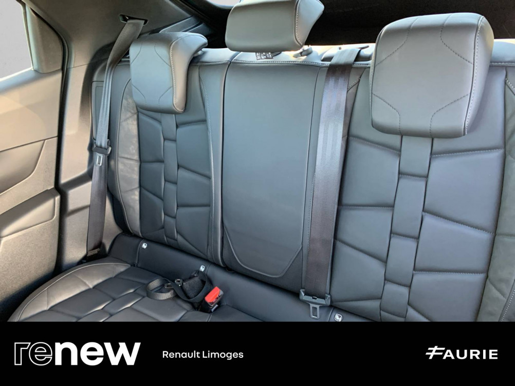 Acheter Ds Ds3 DS3 Crossback PureTech 130 EAT8 So Chic 5p occasion dans les concessions du Groupe Faurie