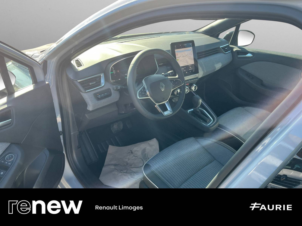 Acheter Renault Clio 5 Clio E-Tech full hybrid 145 ch GSR2 Techno 5p occasion dans les concessions du Groupe Faurie