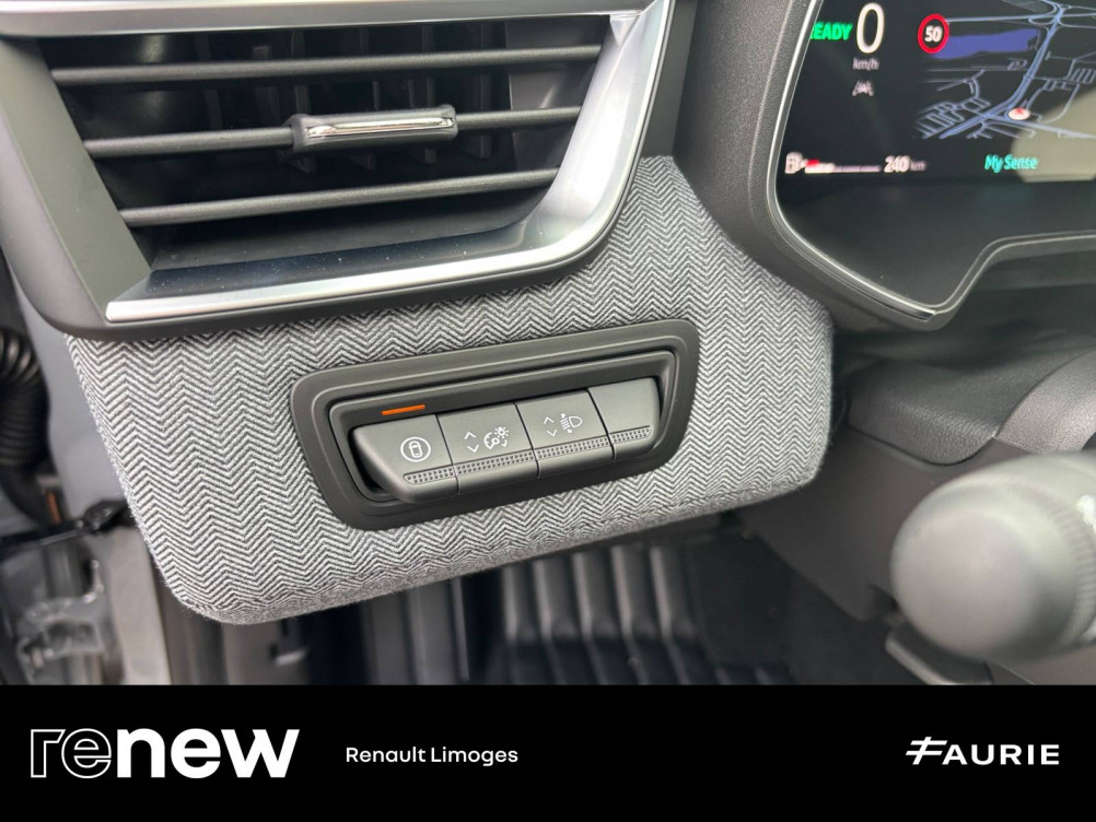 Acheter Renault Clio 5 Clio E-Tech full hybrid 145 ch GSR2 Techno 5p occasion dans les concessions du Groupe Faurie