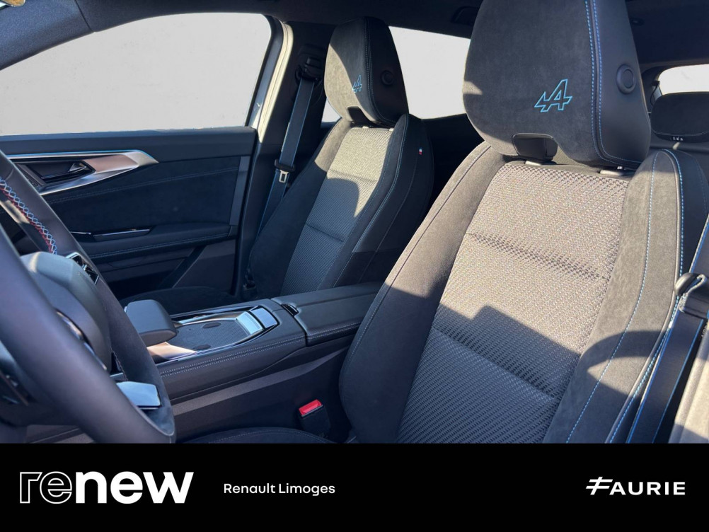Acheter Renault Austral Austral E-Tech full hybrid 200 GSR2 Iconic esprit Alpine 5p occasion dans les concessions du Groupe Faurie