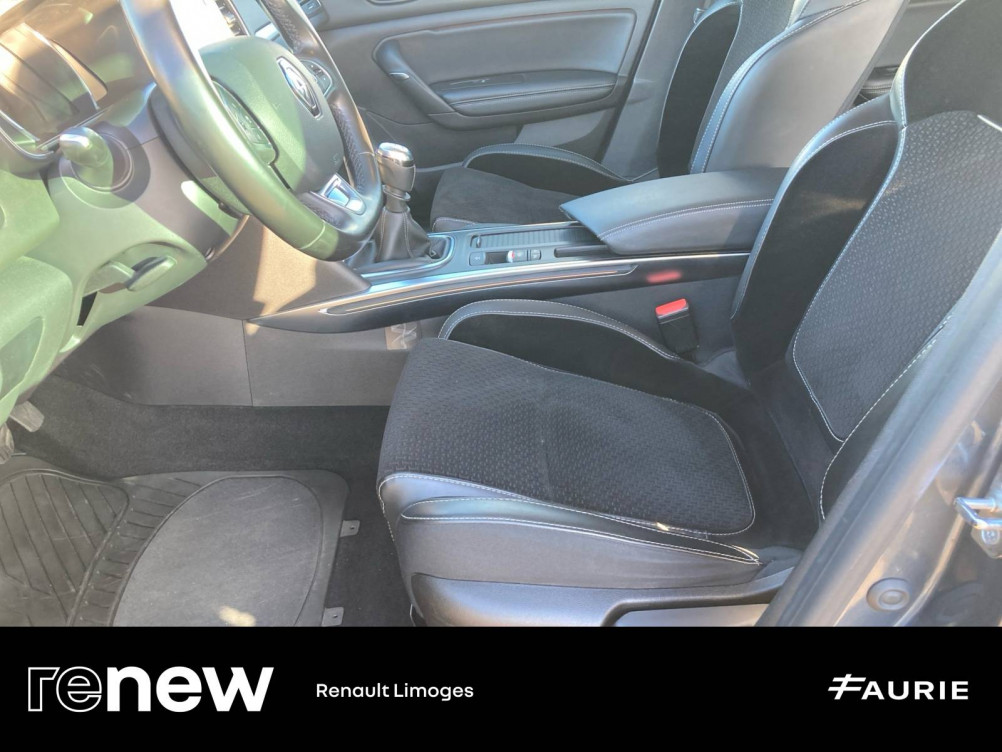 Acheter Renault Megane 4 Mégane IV Berline Blue dCi 115 Intens 5p occasion dans les concessions du Groupe Faurie