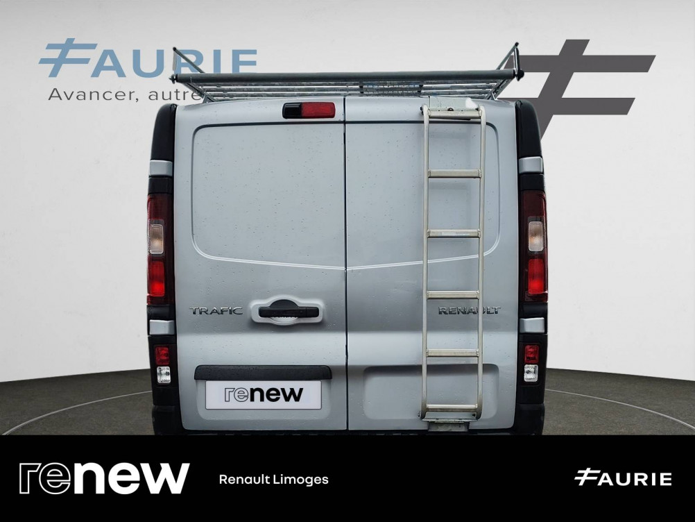 Acheter Renault Trafic 3 TRAFIC CA L2H1 3000 KG BLUE DCI 170 EDC GRAND CONFORT 4p occasion dans les concessions du Groupe Faurie