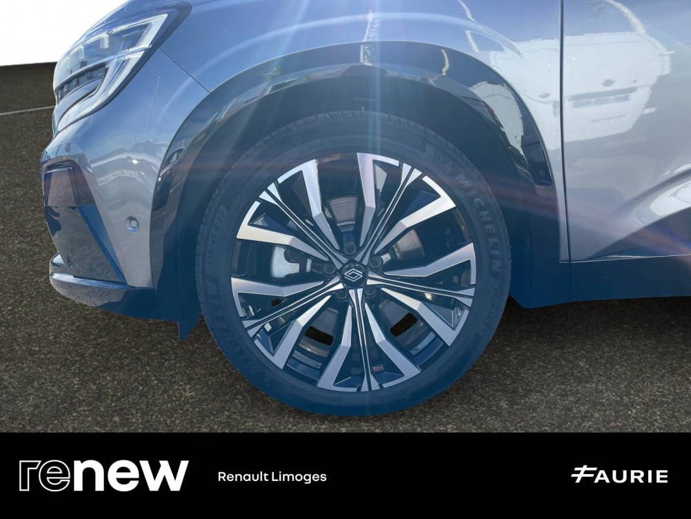 Acheter Renault Espace 6 Espace E-Tech full hybrid 200 GSR2 Iconic 5p occasion dans les concessions du Groupe Faurie