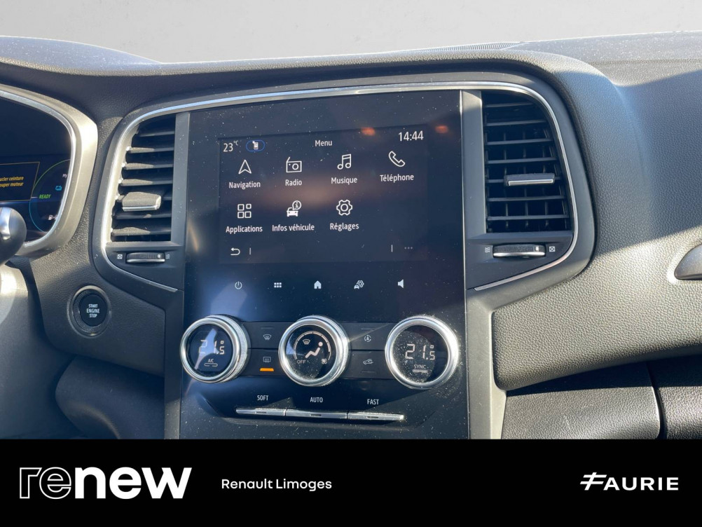 Acheter Renault Megane 4 Mégane IV Berline E-TECH Plug-In Hybride 160 - 21N Business 5p occasion dans les concessions du Groupe Faurie