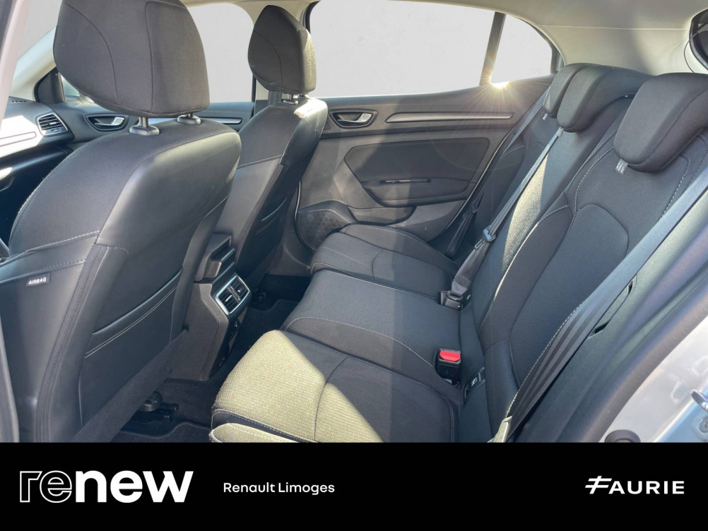Acheter Renault Megane 4 Mégane IV Berline E-TECH Plug-In Hybride 160 - 21N Business 5p occasion dans les concessions du Groupe Faurie