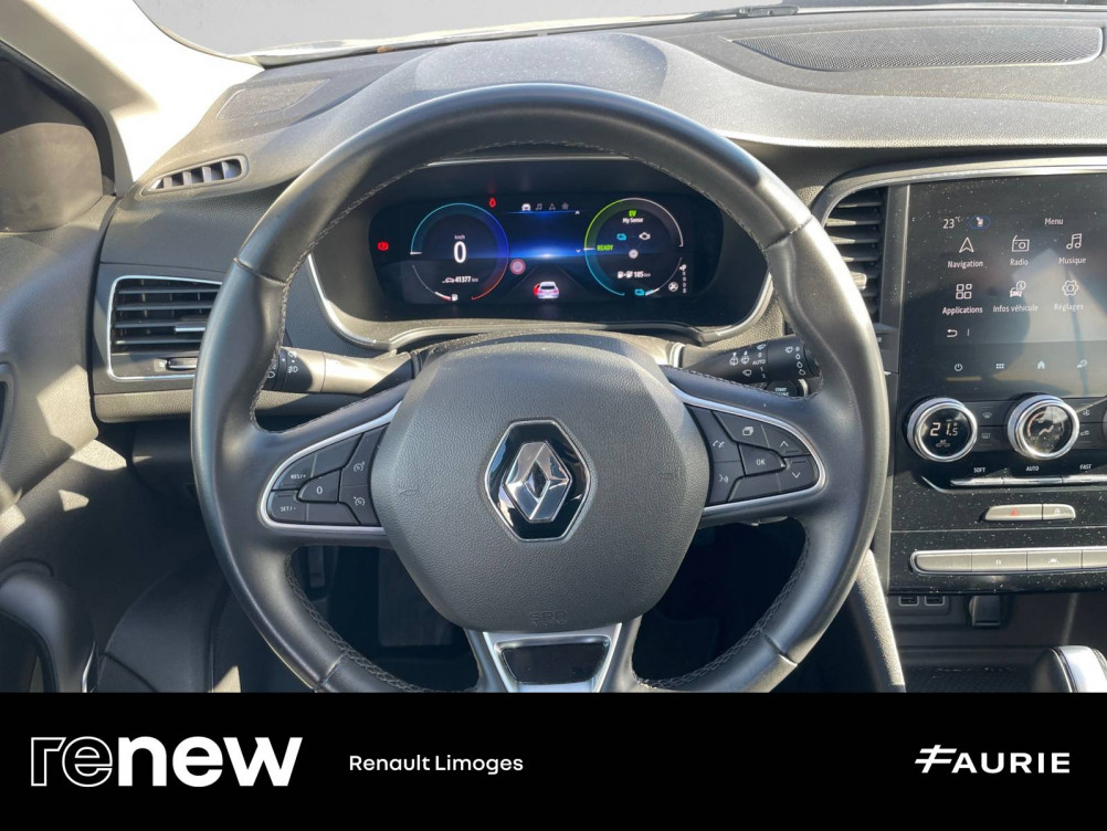 Acheter Renault Megane 4 Mégane IV Berline E-TECH Plug-In Hybride 160 - 21N Business 5p occasion dans les concessions du Groupe Faurie