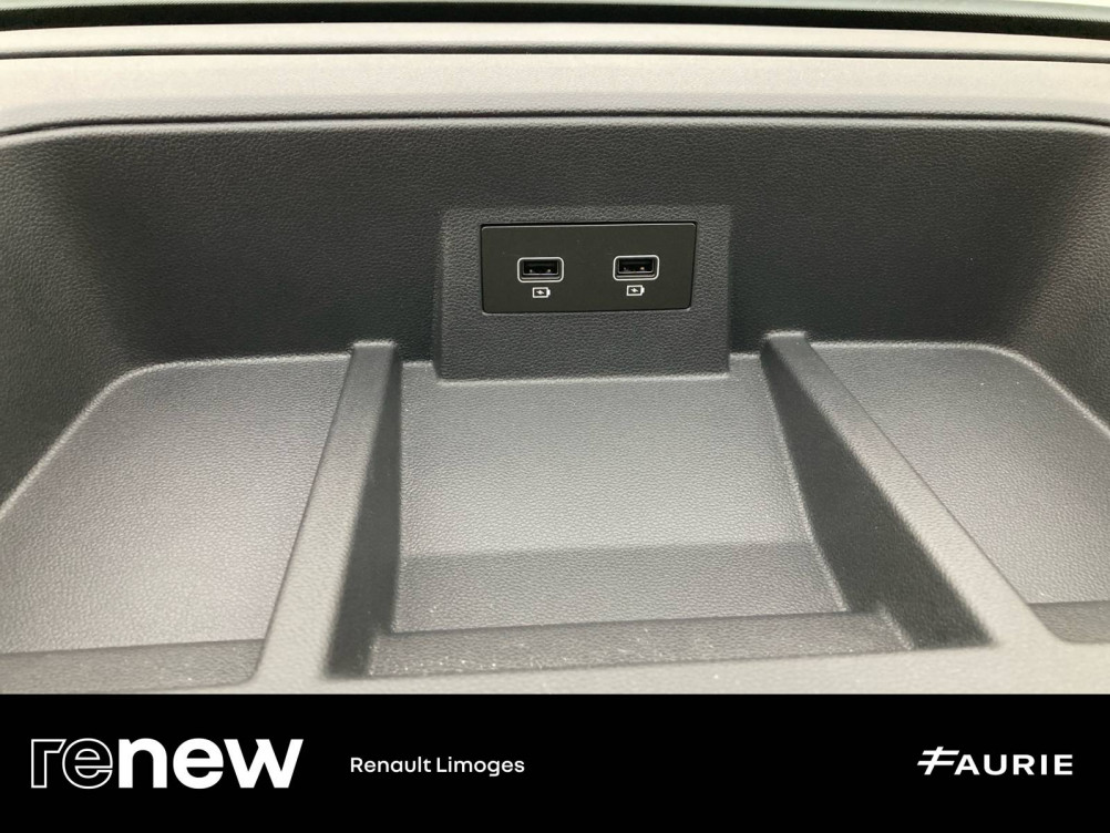 Acheter Renault Trafic 3 TRAFIC FGN L1H1 3000 KG BLUE DCI 150 EDC GRAND CONFORT 4p occasion dans les concessions du Groupe Faurie