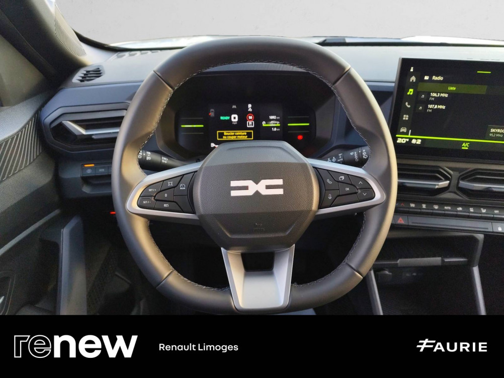 Acheter Dacia Duster Duster Hybrid 140 Journey 5p occasion dans les concessions du Groupe Faurie