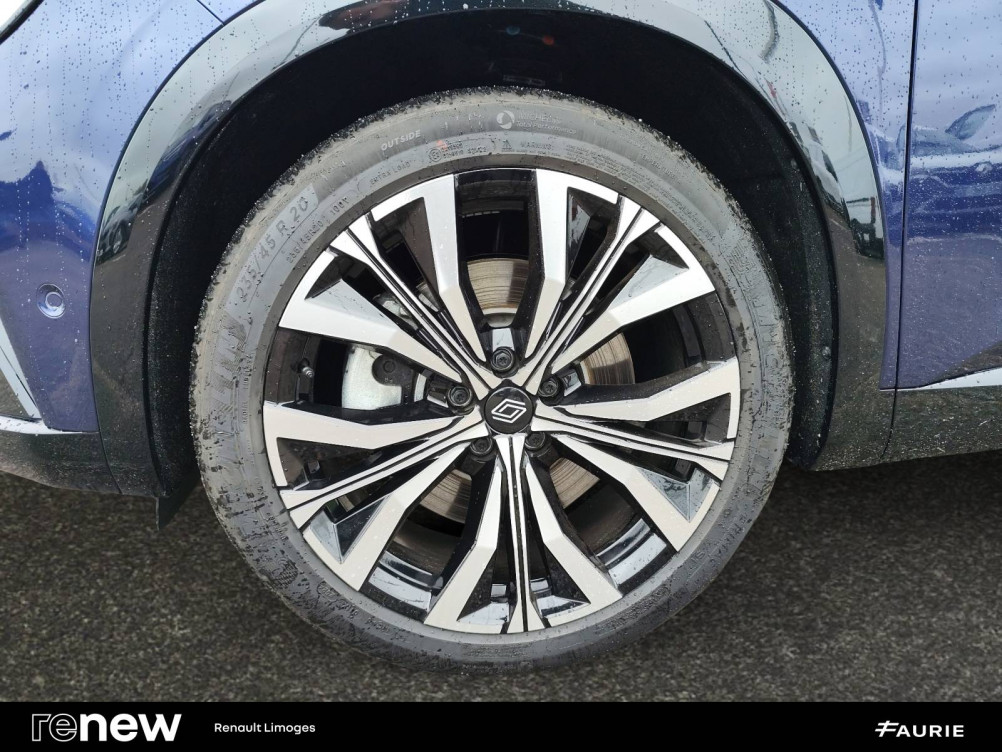 Acheter Renault Espace 6 Espace E-Tech full hybrid 200 GSR2 Iconic 5p occasion dans les concessions du Groupe Faurie