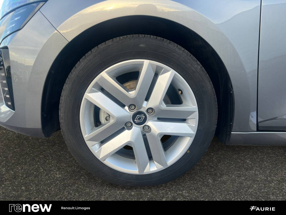 Acheter Renault Clio 5 Clio E-Tech full hybrid 145 ch GSR2 Evolution 5p occasion dans les concessions du Groupe Faurie