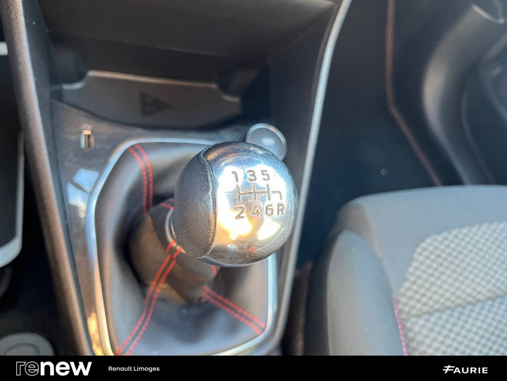 Acheter Ford Fiesta Fiesta 1.0 EcoBoost 100 ch S&S BVM6 ST-Line 5p occasion dans les concessions du Groupe Faurie