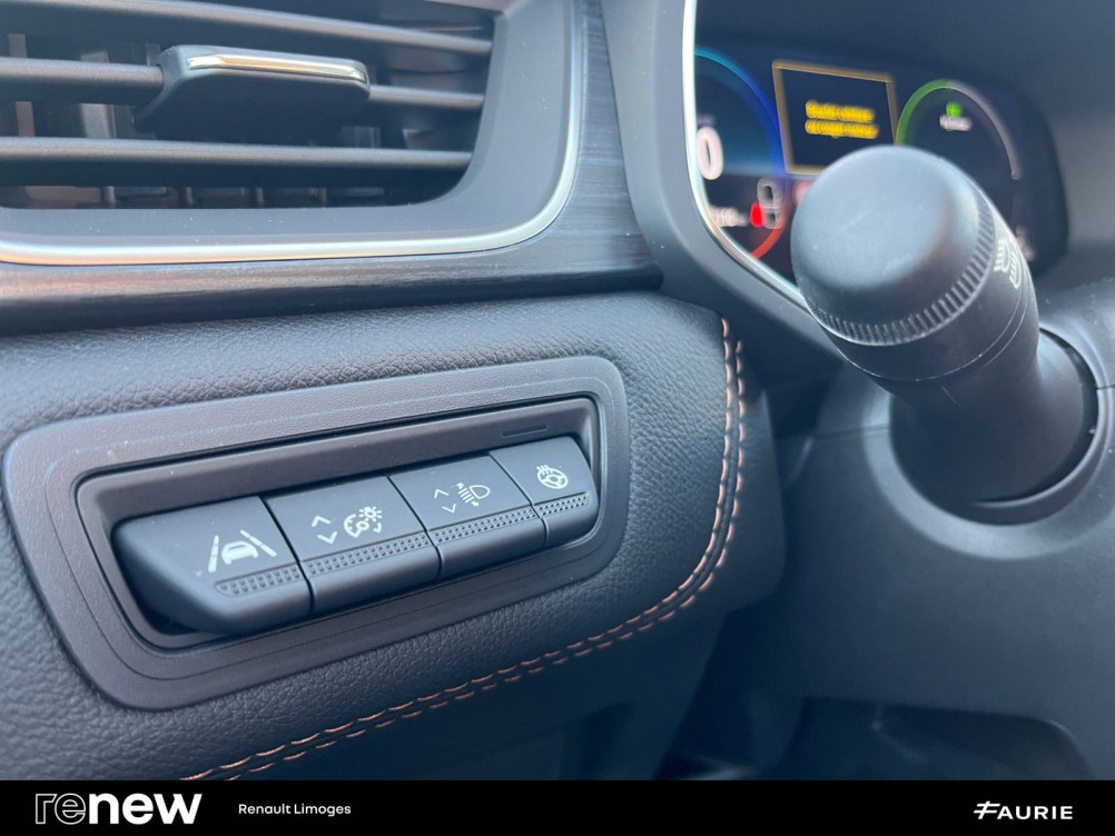 Acheter Renault Captur 2 Captur E-Tech full hybrid 145 Iconic 5p occasion dans les concessions du Groupe Faurie