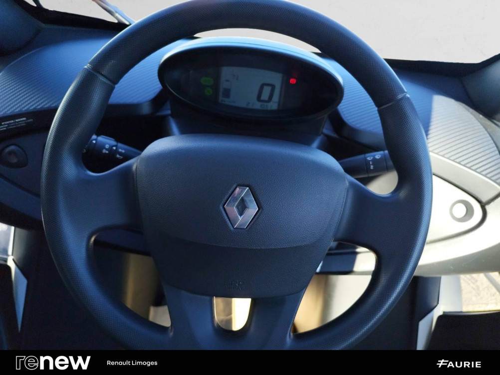 Acheter Renault Twizy Twizy Intens Blanc 45 Achat Intégral 2p occasion dans les concessions du Groupe Faurie