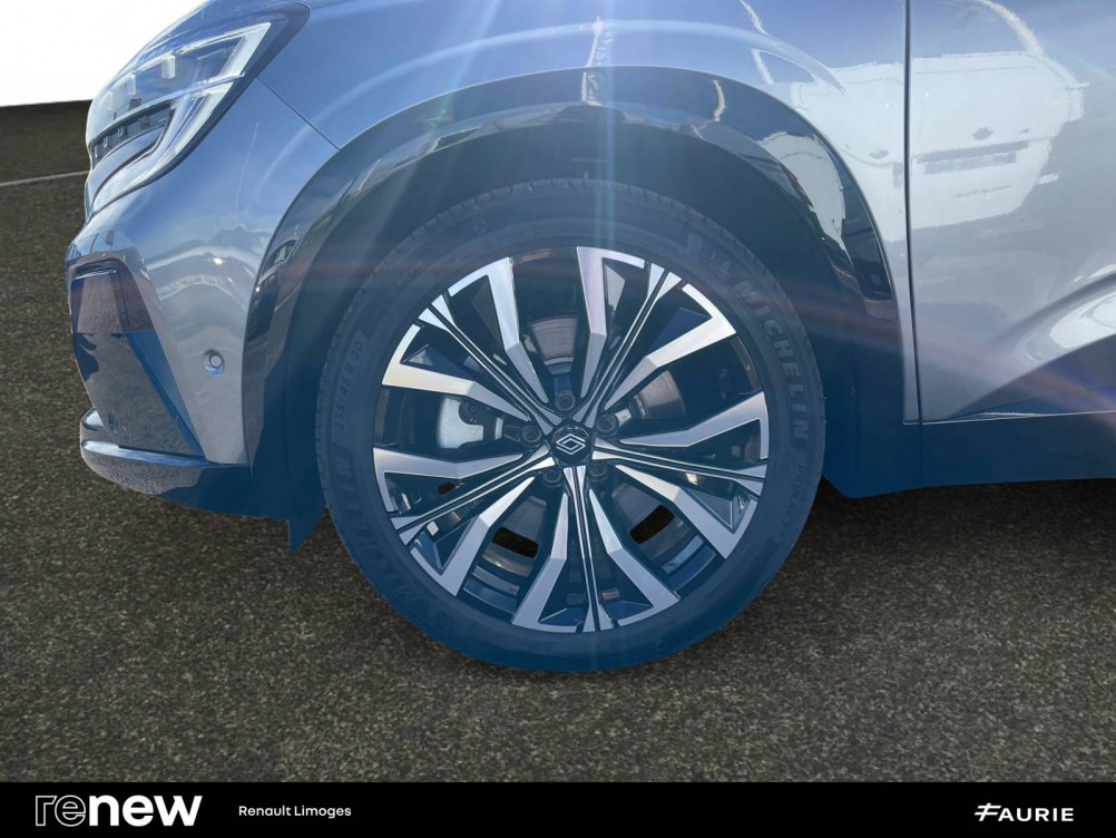 Acheter Renault Espace 6 Espace E-Tech full hybrid 200 GSR2 Iconic 5p occasion dans les concessions du Groupe Faurie