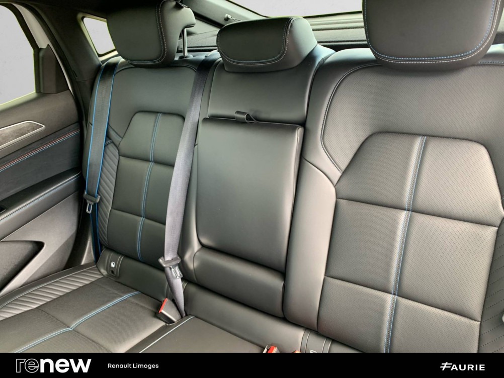 Acheter Renault Arkana Arkana TCe 160 EDC - 23 esprit Alpine 5p occasion dans les concessions du Groupe Faurie