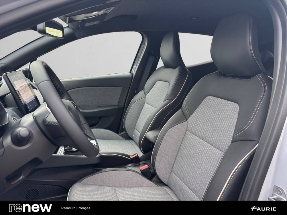 Acheter Renault Clio 5 Clio E-Tech full hybrid 145 ch GSR2 Techno 5p occasion dans les concessions du Groupe Faurie