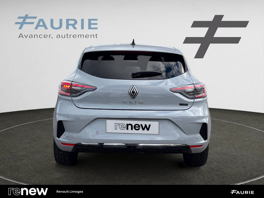 Acheter Renault Clio 5 Clio E-Tech full hybrid 145 ch GSR2 Techno 5p occasion dans les concessions du Groupe Faurie