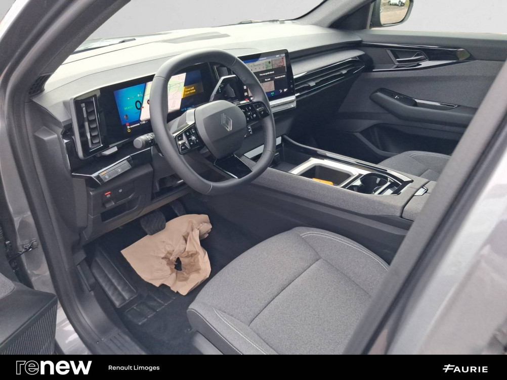 Acheter Renault Austral Austral E-Tech full hybrid 200 GSR2 Evolution 5p occasion dans les concessions du Groupe Faurie