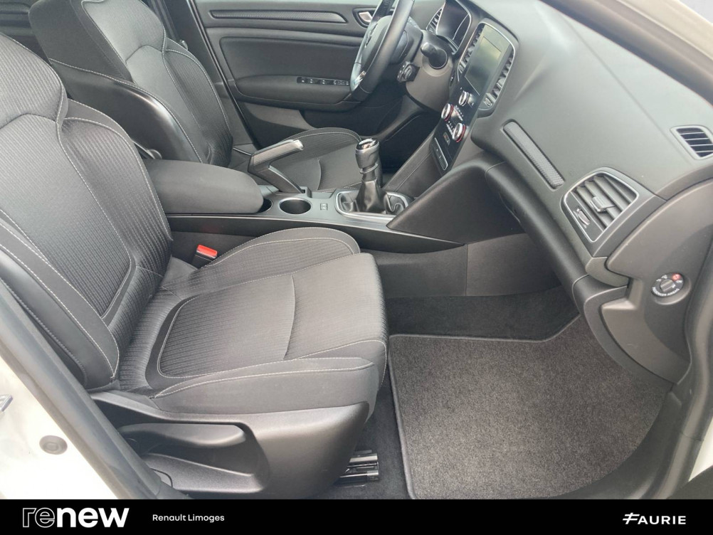 Acheter Renault Megane 4 Mégane IV Berline dCi 110 Energy Business 5p occasion dans les concessions du Groupe Faurie