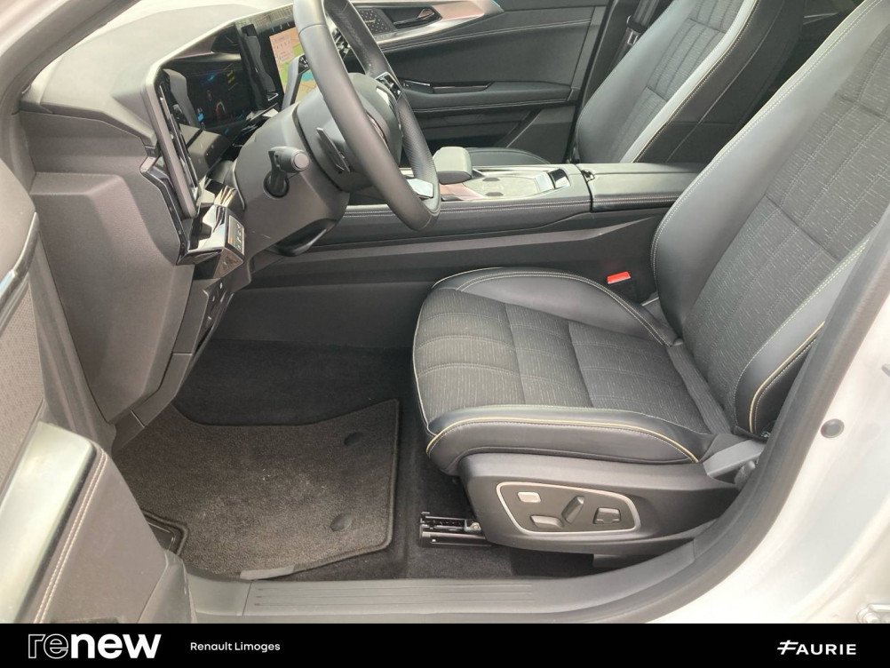 Acheter Renault Austral Austral E-Tech hybrid 200 Iconic 5p occasion dans les concessions du Groupe Faurie