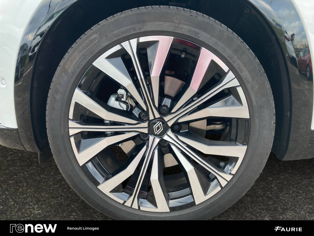 Acheter Renault Austral Austral E-Tech hybrid 200 Iconic 5p occasion dans les concessions du Groupe Faurie