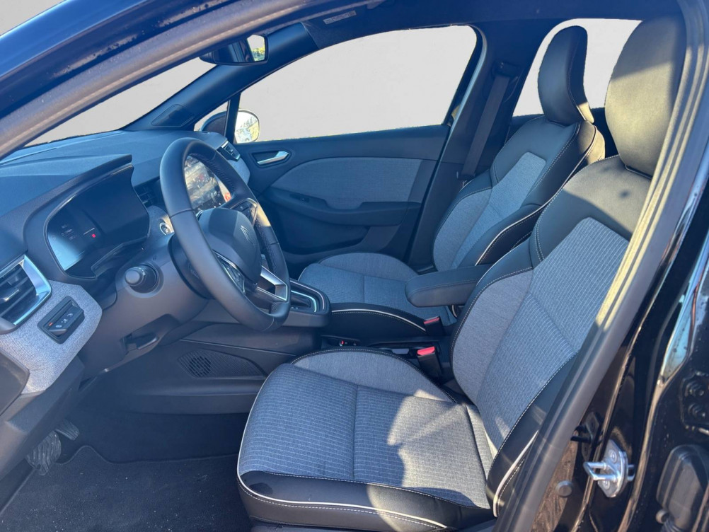 Acheter Renault Clio 5 Clio E-Tech full hybrid 145 ch GSR2 Techno 5p neuf dans les concessions du Groupe Faurie