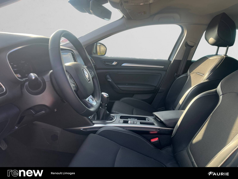 Acheter Renault Megane 4 Mégane IV Berline TCe 140 FAP - 21N Intens 5p occasion dans les concessions du Groupe Faurie
