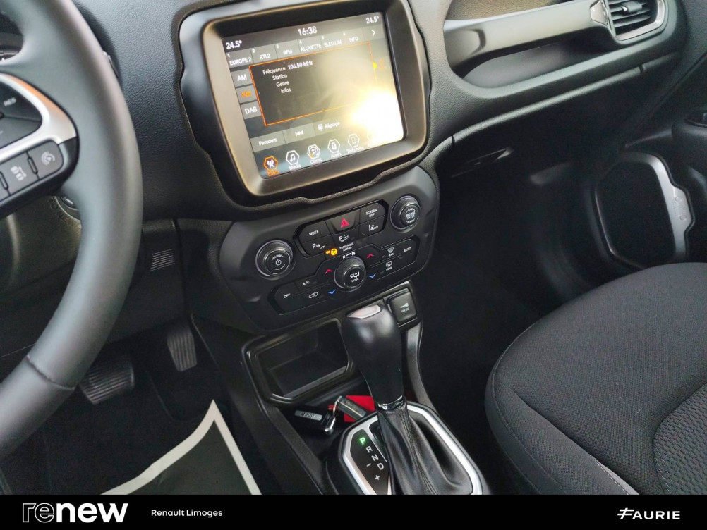 Acheter Jeep Renegade Renegade 1.5 Turbo T4 130 ch BVR7 e-Hybrid Limited 5p occasion dans les concessions du Groupe Faurie