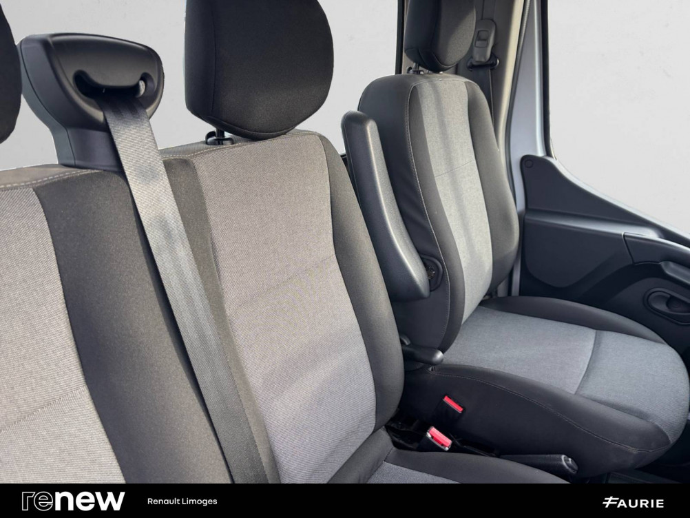 Acheter Renault Master 3 MASTER CC PROP RJ3500 L2 PAFC BLUE DCI 130 EURO VI CONFORT 2p occasion dans les concessions du Groupe Faurie