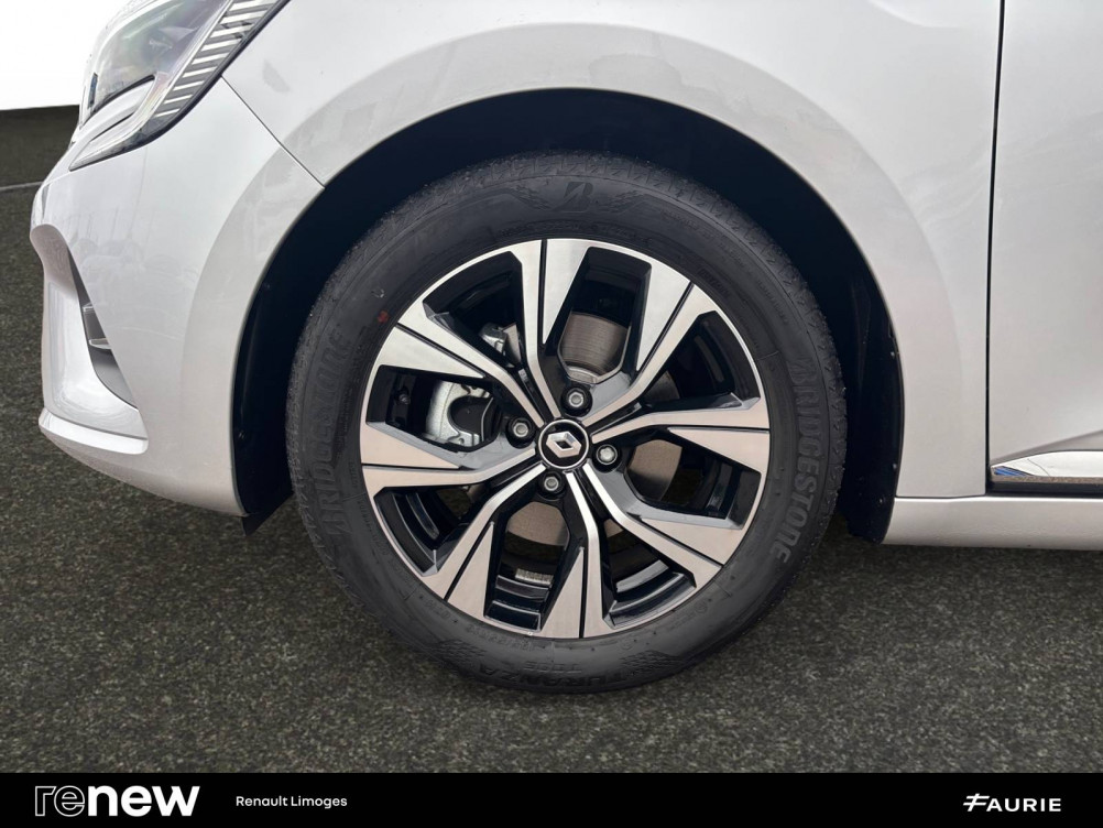 Acheter Renault Clio 5 Clio E-Tech full hybrid 145 Evolution 5p occasion dans les concessions du Groupe Faurie