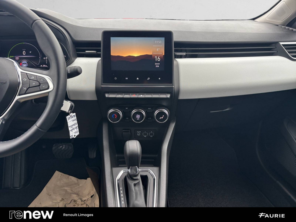 Acheter Renault Clio 5 Clio E-Tech full hybrid 145 Evolution 5p occasion dans les concessions du Groupe Faurie